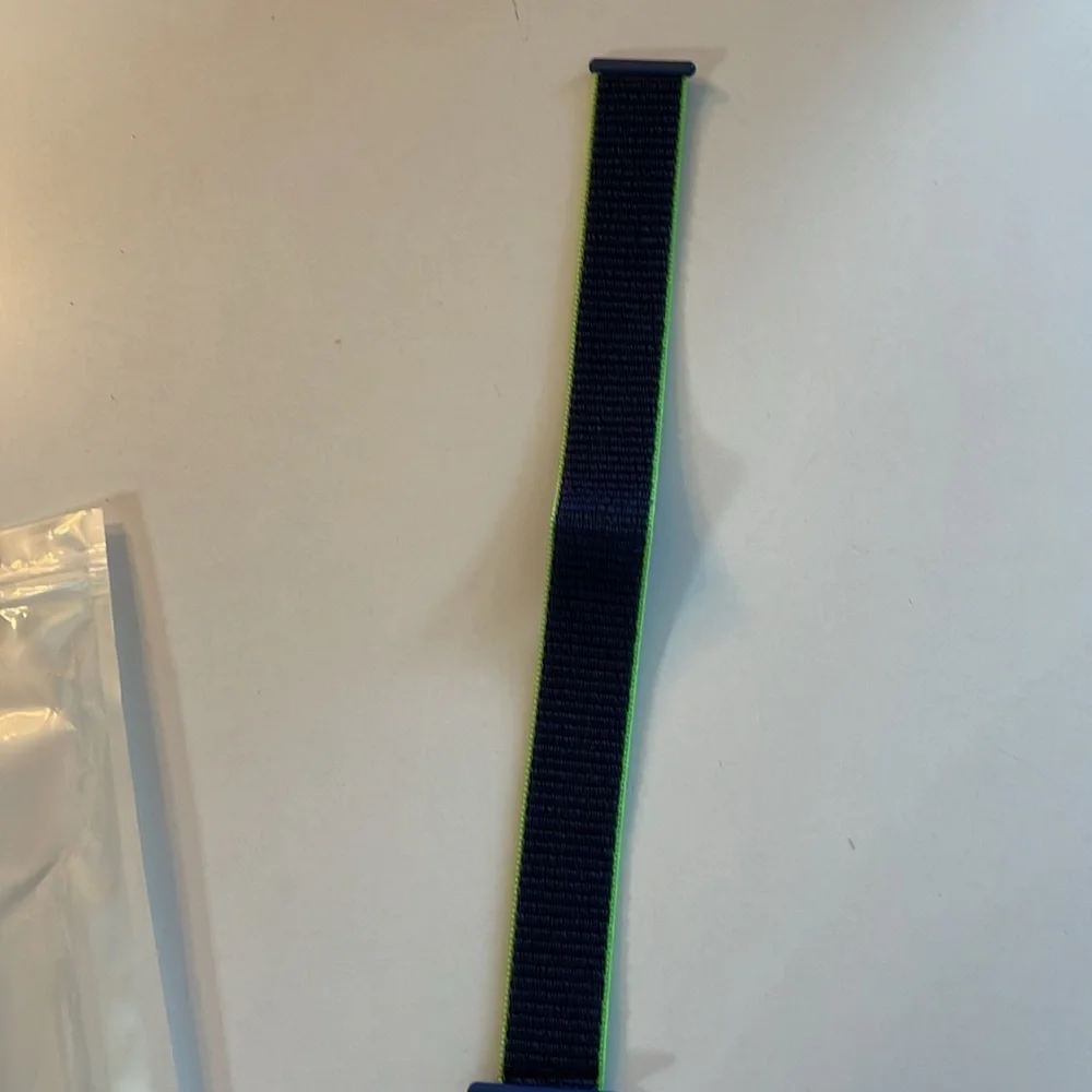 N/A gray green