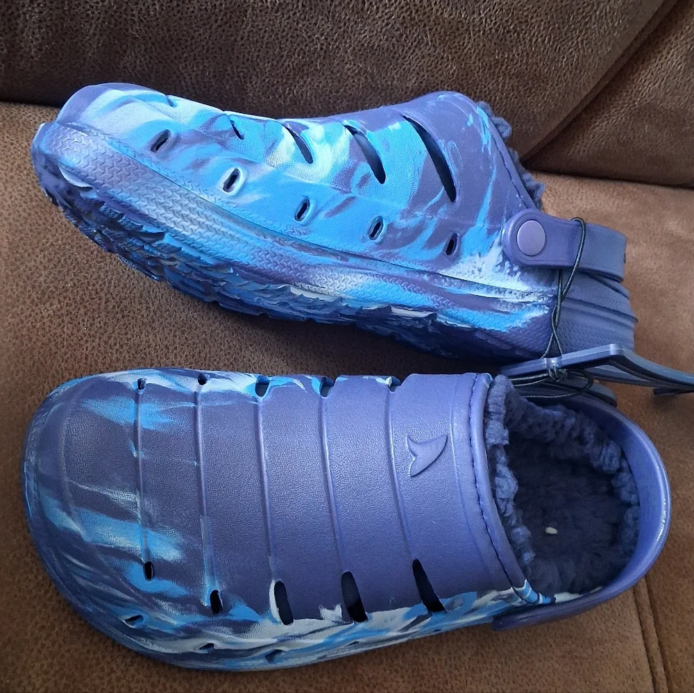Rugged Shark comfortable slip