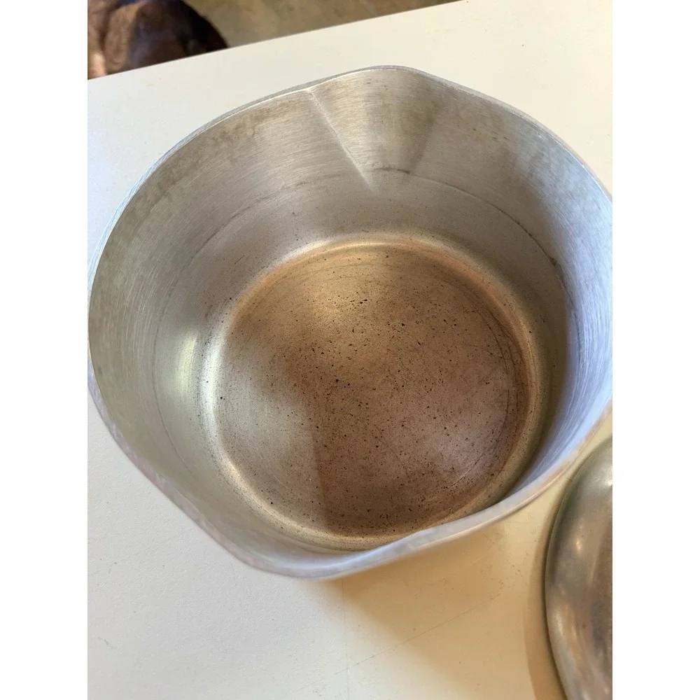 Vintage Wagner Ware Magnalite 2 Qt Sauce Pan 4682 W/Lid USA Sidney Double Pour