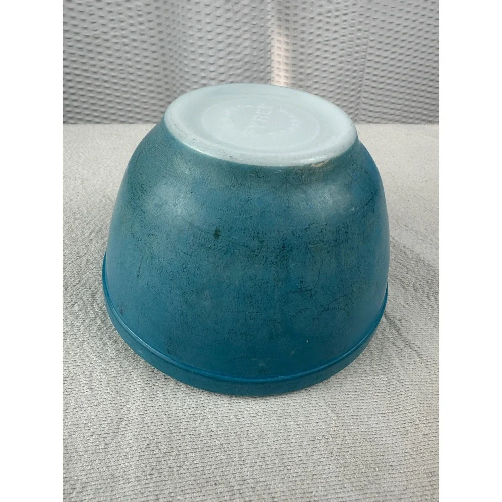 Pyrex vintage turquoise