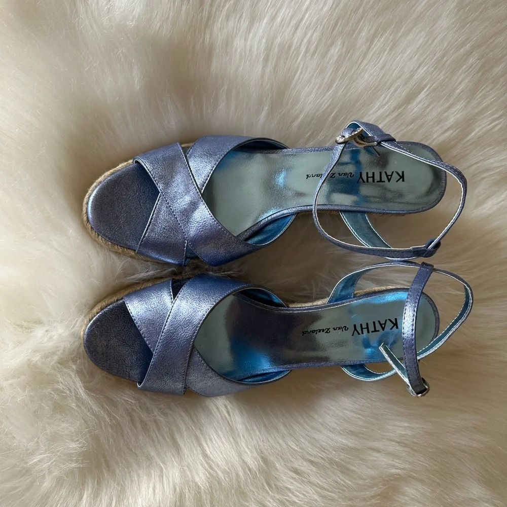 Kathy Van Zeeland elegant metallic