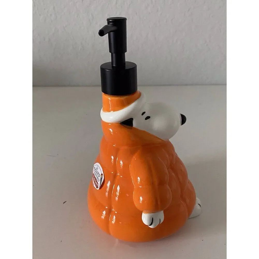 Peanuts snoopy soap