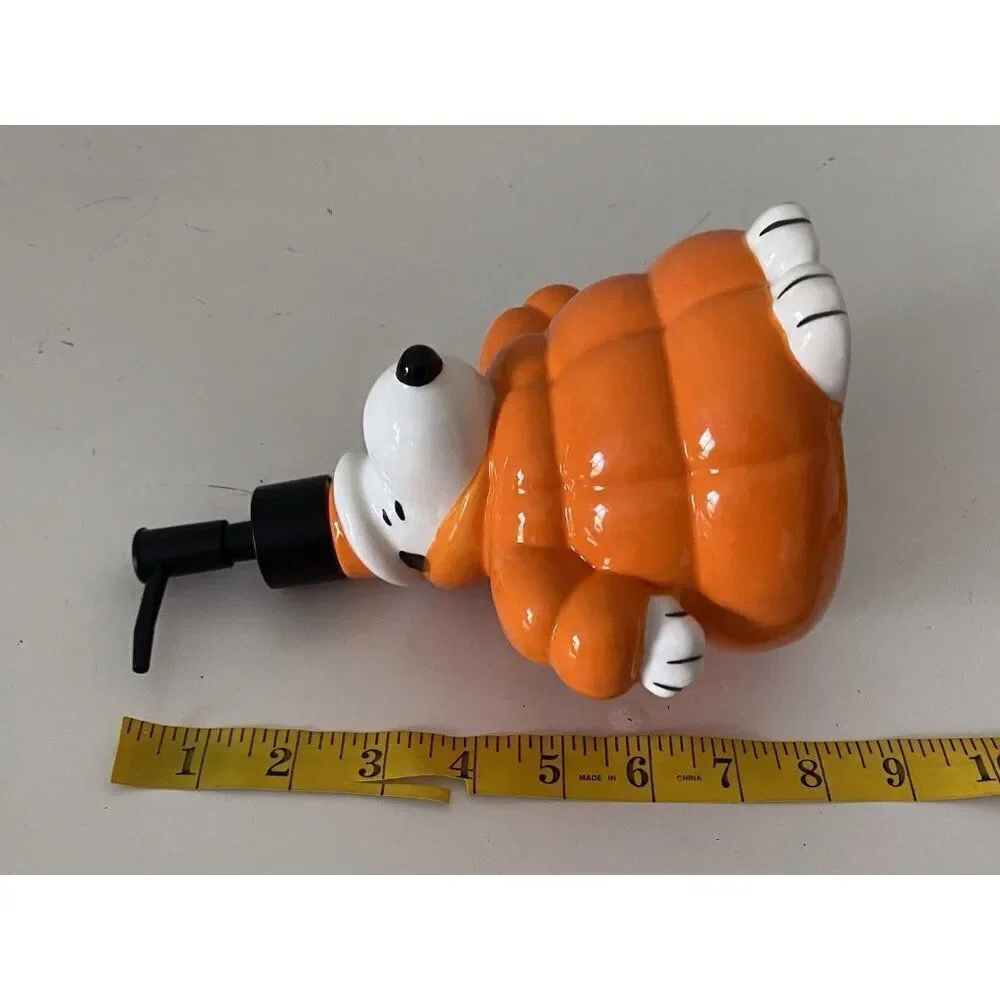 Peanuts snoopy soap