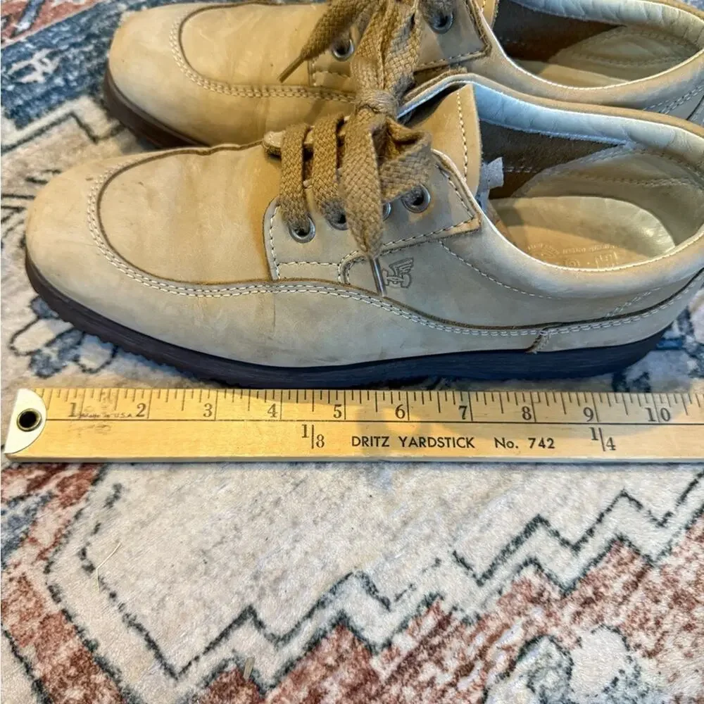 Hogan stylish beige