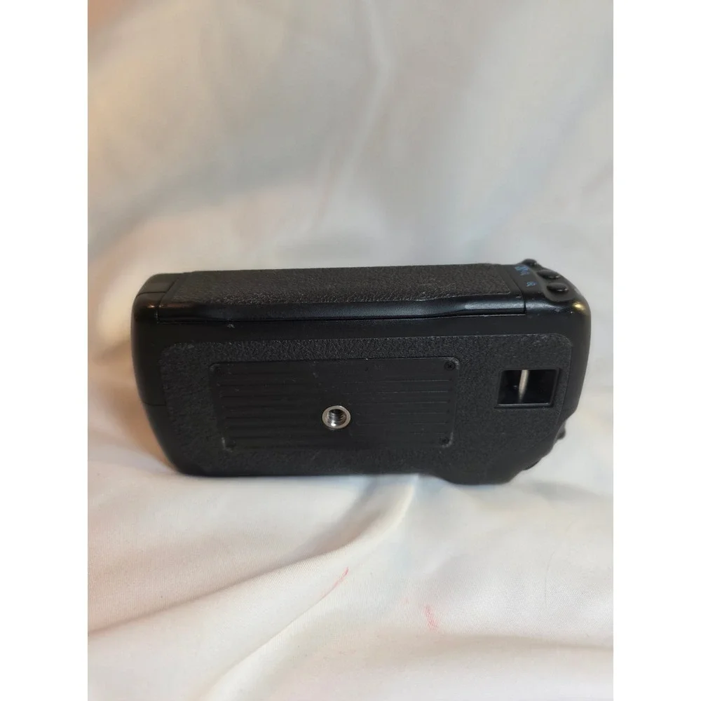 Canon bg e7