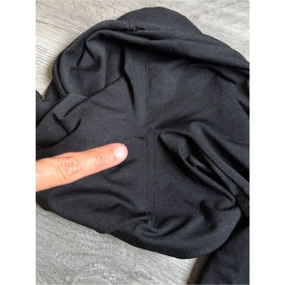 Poof! black footless