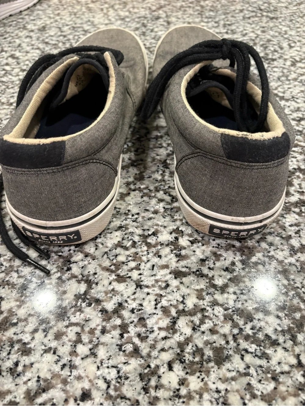 Sperry casual boat