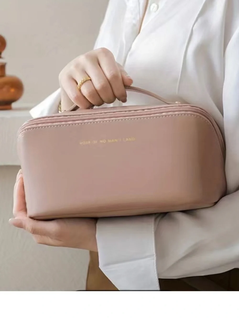 Rose‎ Of No Man's Land Makeup Pouch Women OS Pink NEW Zipper Travel Cosmetic Bag