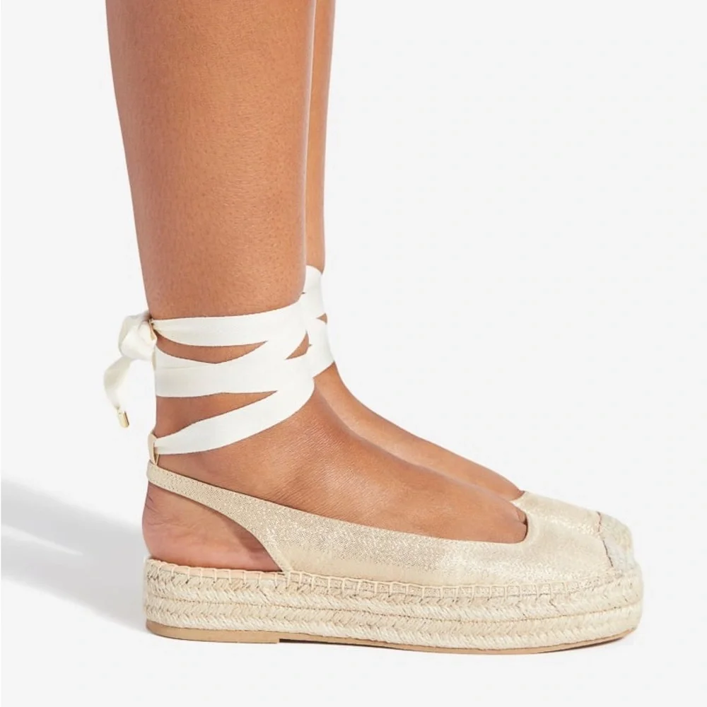 Shoe Dazzle neutral beige