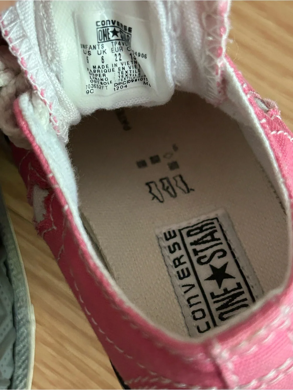 Converse scuffs insole clean