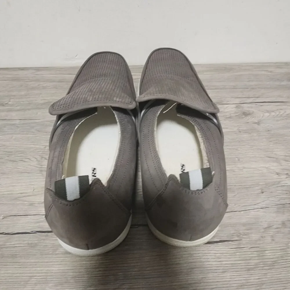 Skechers SN 62240 GRY Leather Upper Balance Slip-On Gray Men's Shoes Size 12