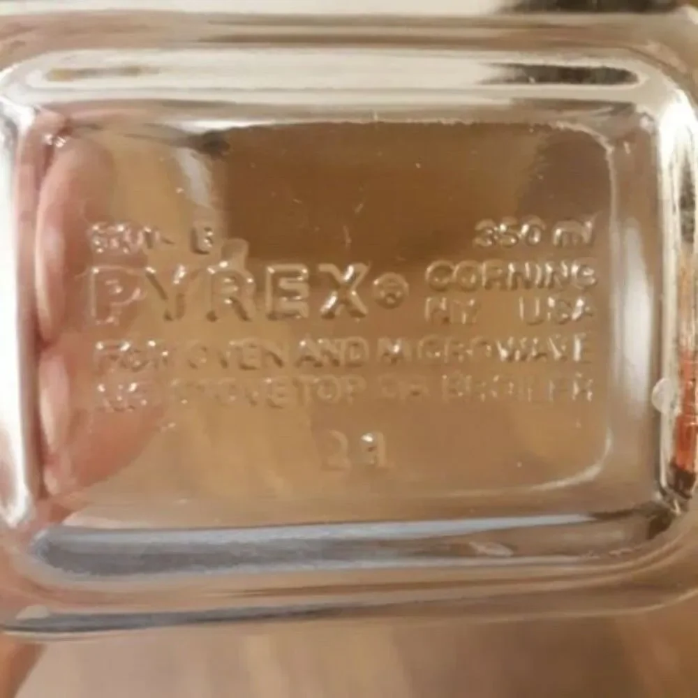 Pyrex vintage clear