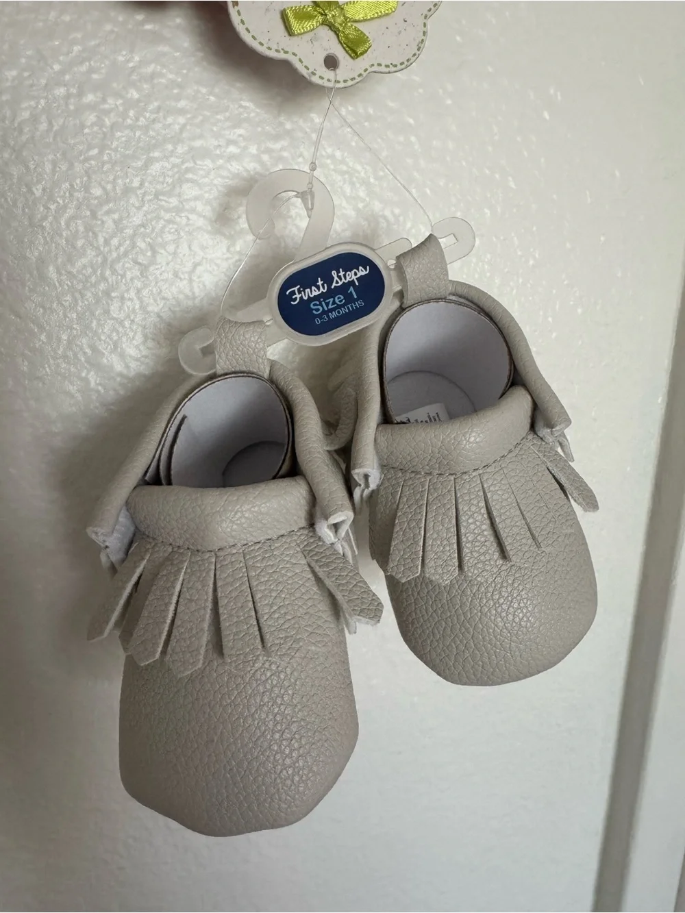 First Steps cream faux