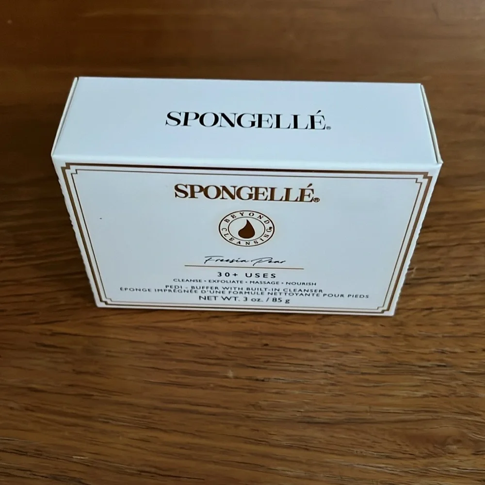 Spongelle freesia pear