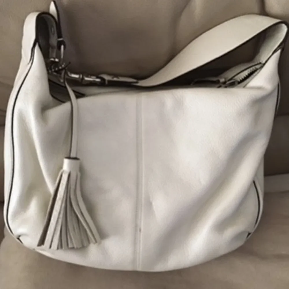 Coach avery leather