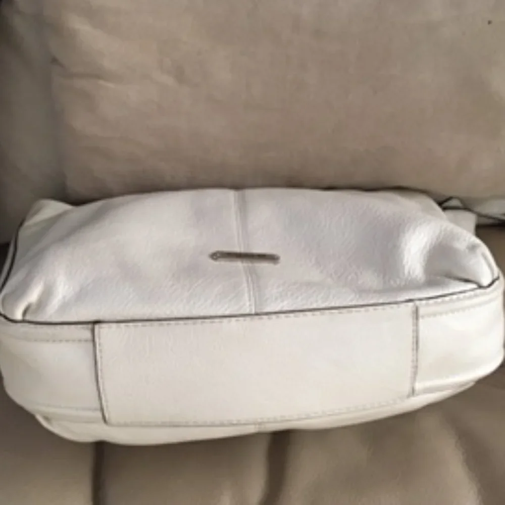 Coach avery leather