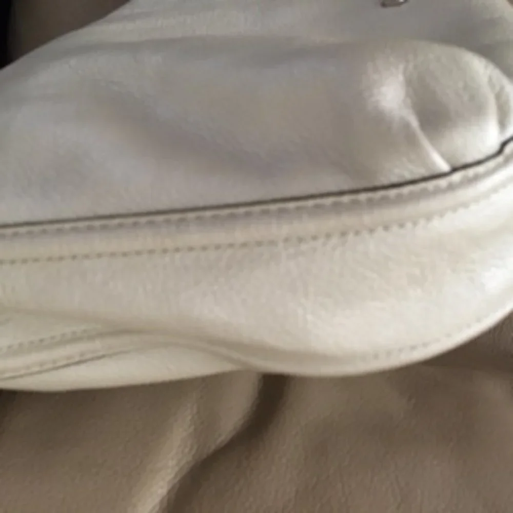 Coach avery leather