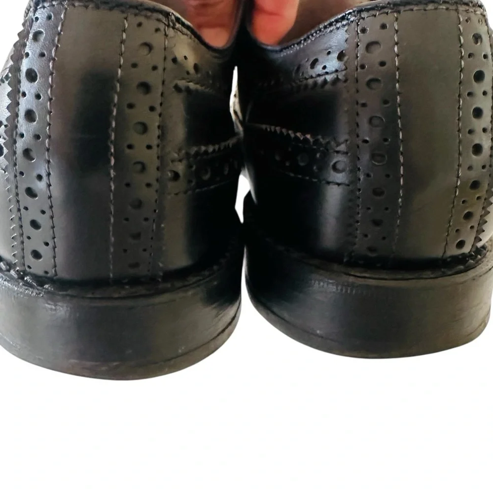 Allen Edmonds lace oxford black