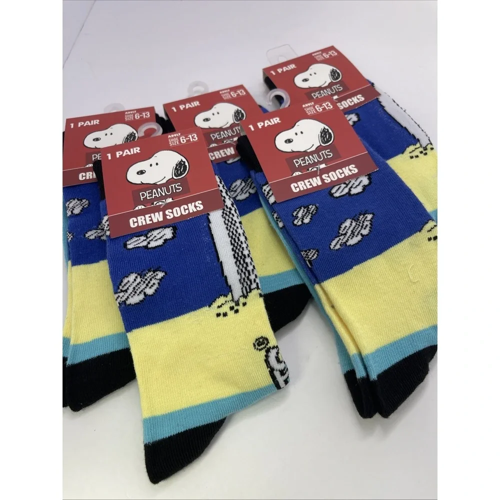 Peanuts Snoopy Crew Socks 1 Pair‎ Shoe Adult Size 6-13 Polyester