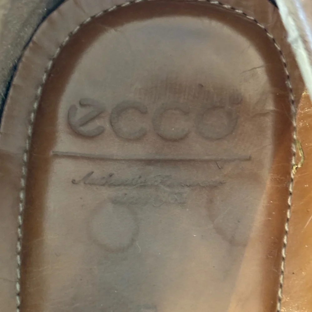 Ecco preowned gently