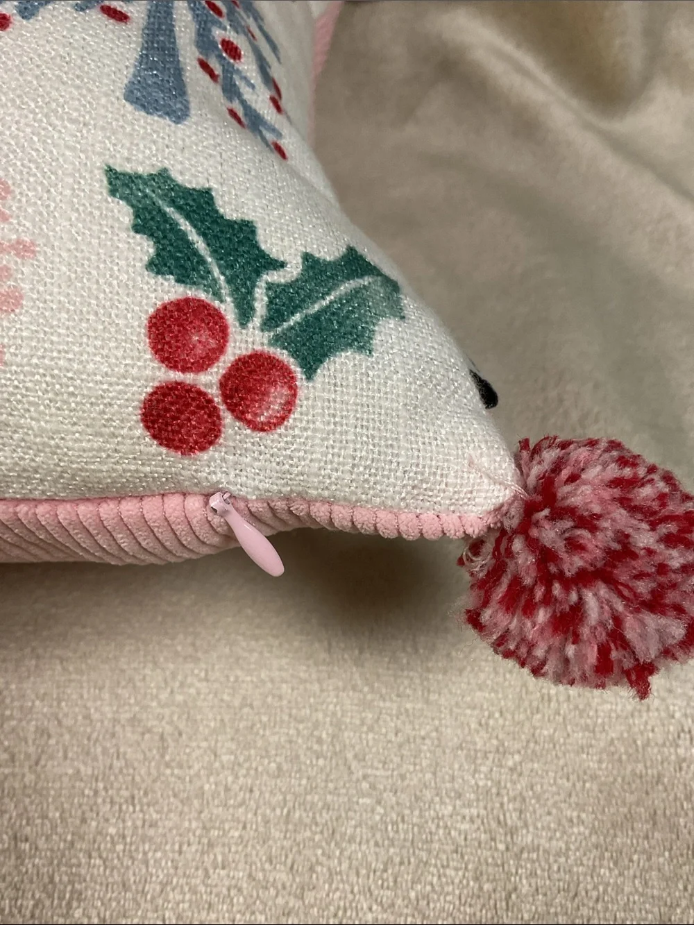 cupcakes & cashmere festive holiday