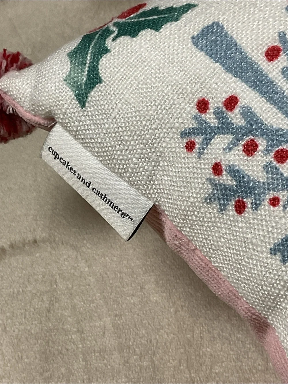 cupcakes & cashmere festive holiday