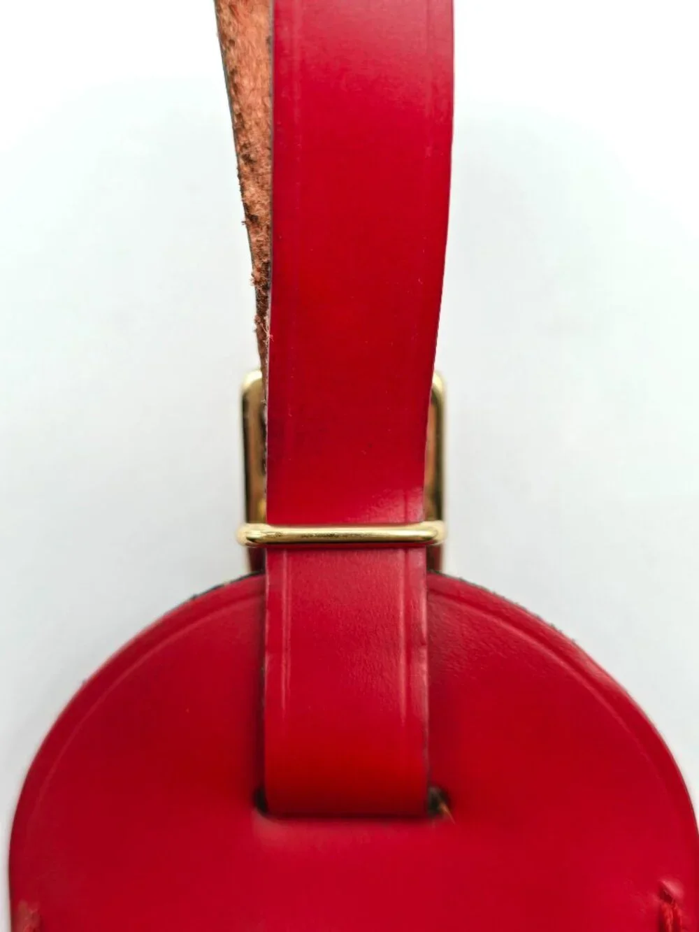 Louis Vuitton polished accessory louis