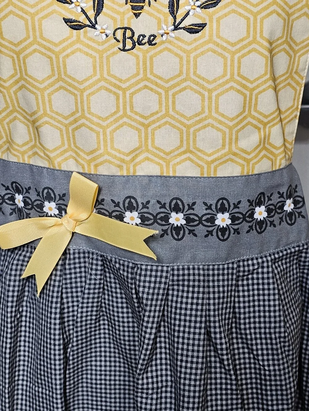 Kay Dee Designs queen bee
