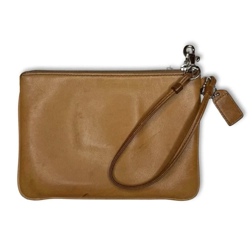 NWOT Coach Vintage Heritage Leather Wristlet w/ Mini Bag Charm