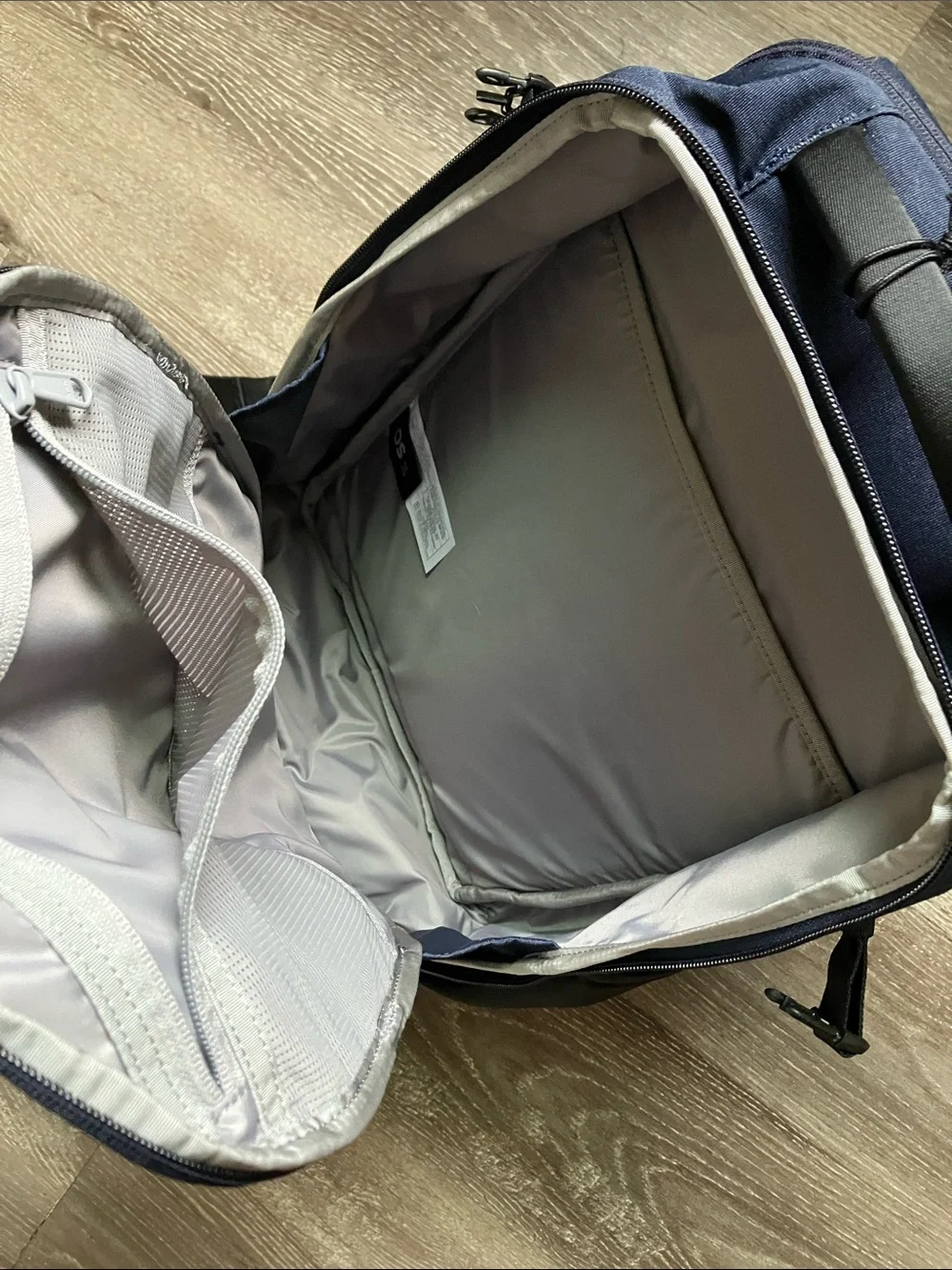 Timbuk2 division laptop