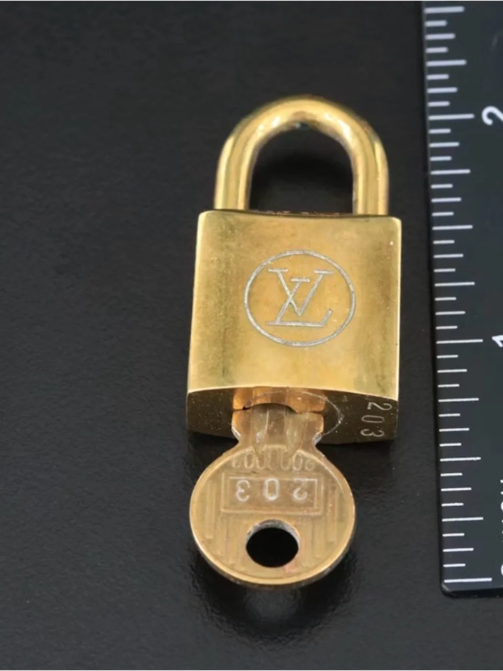Louis Vuitton louis vuitton