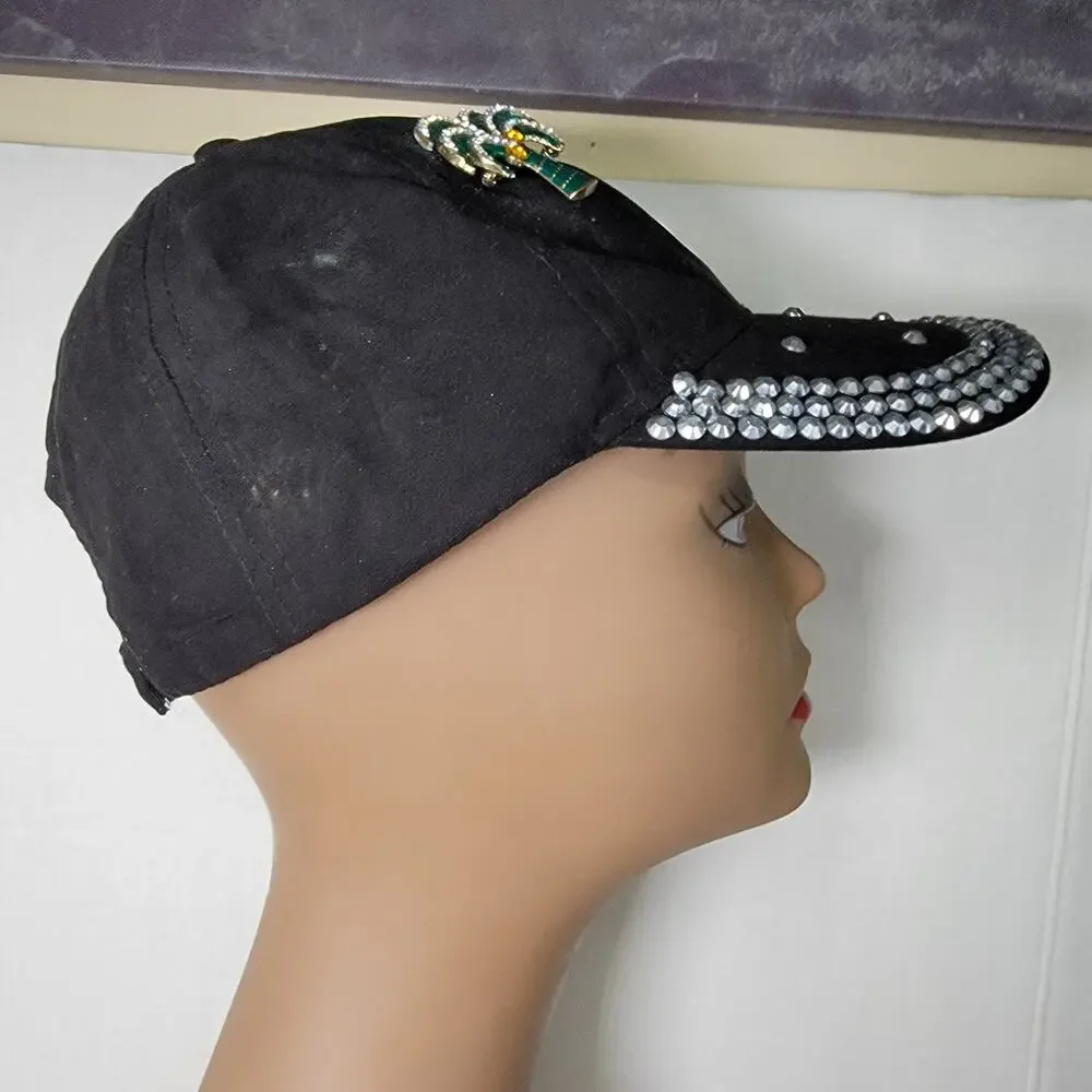 None and/or Unknown ladies black
