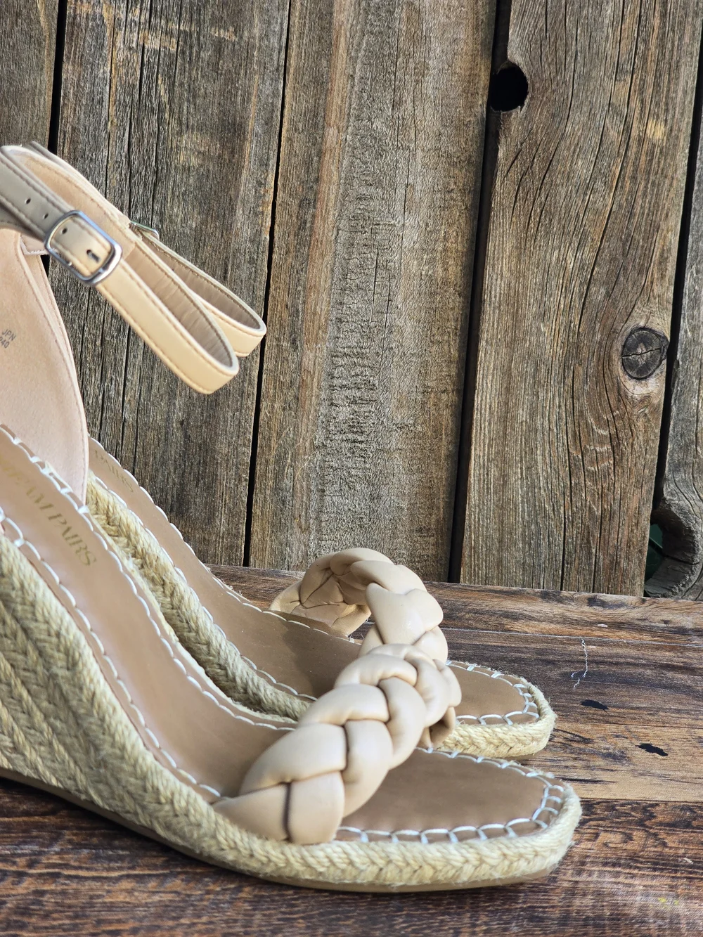 Dream Paris comfortable beige