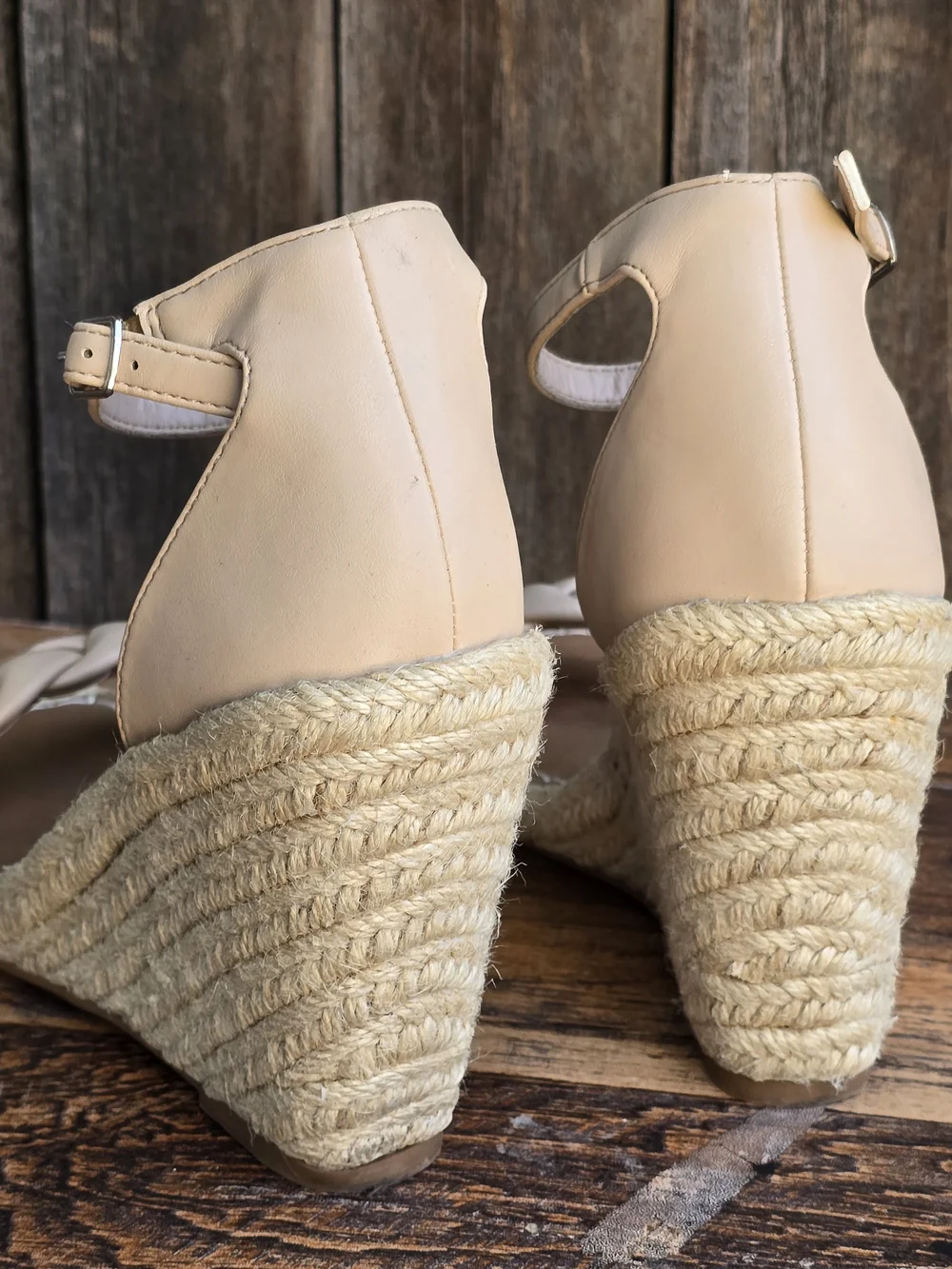 Dream Paris comfortable beige
