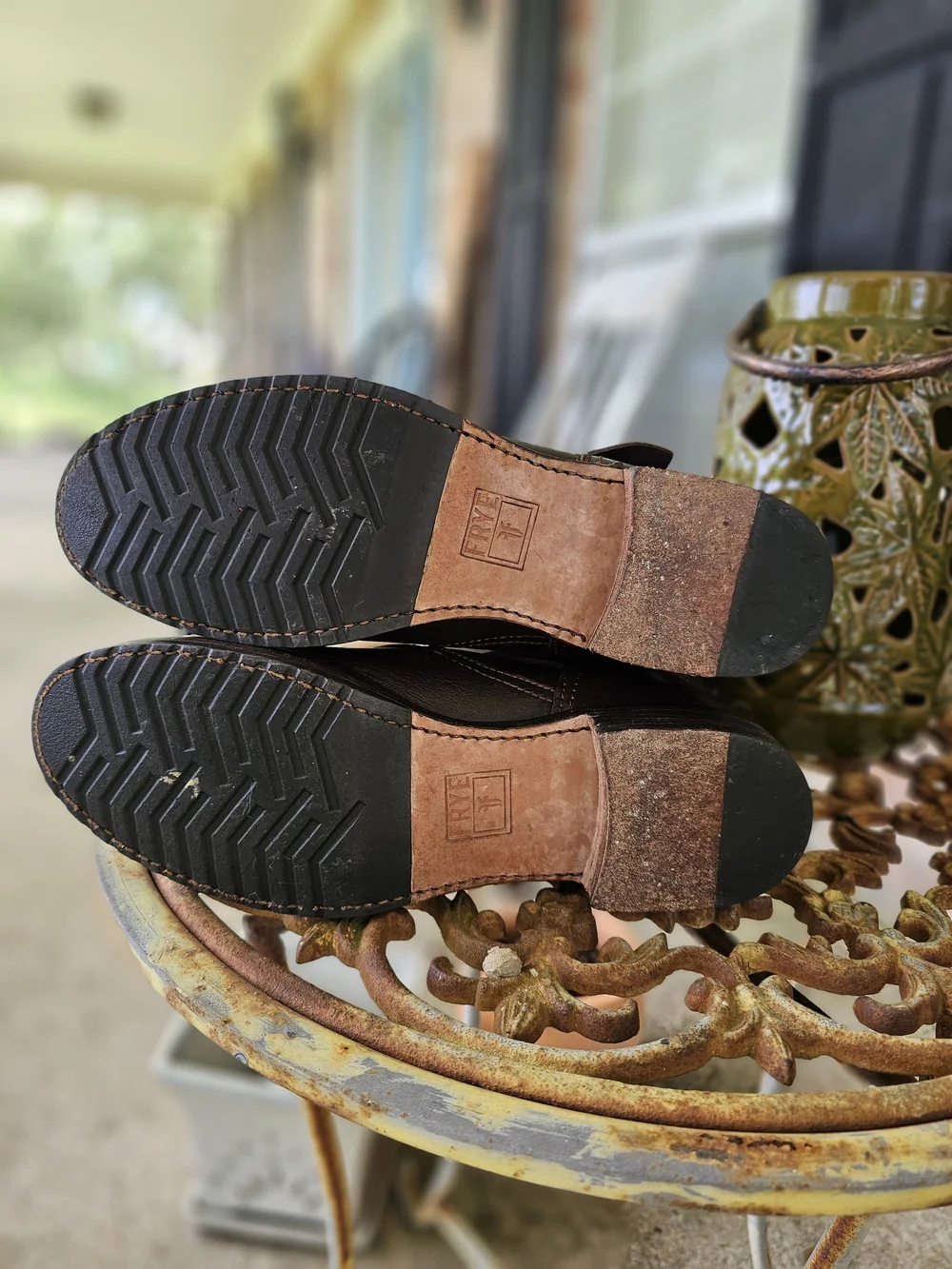 Frye brand model