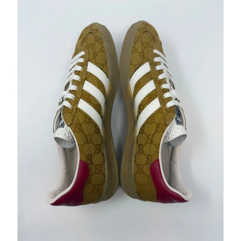 Gucci size 10