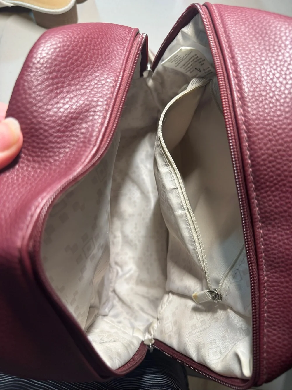thirty-one sleek burgundy