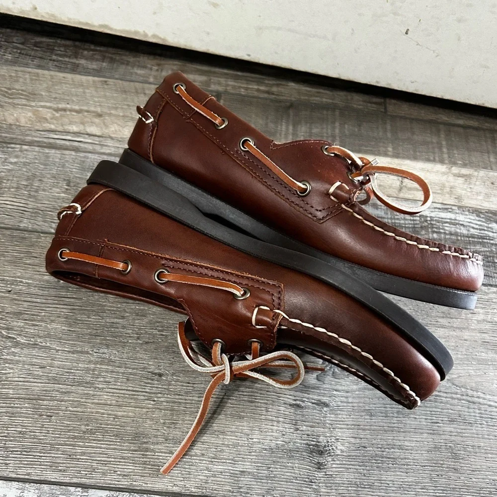 Sebago elegant dark