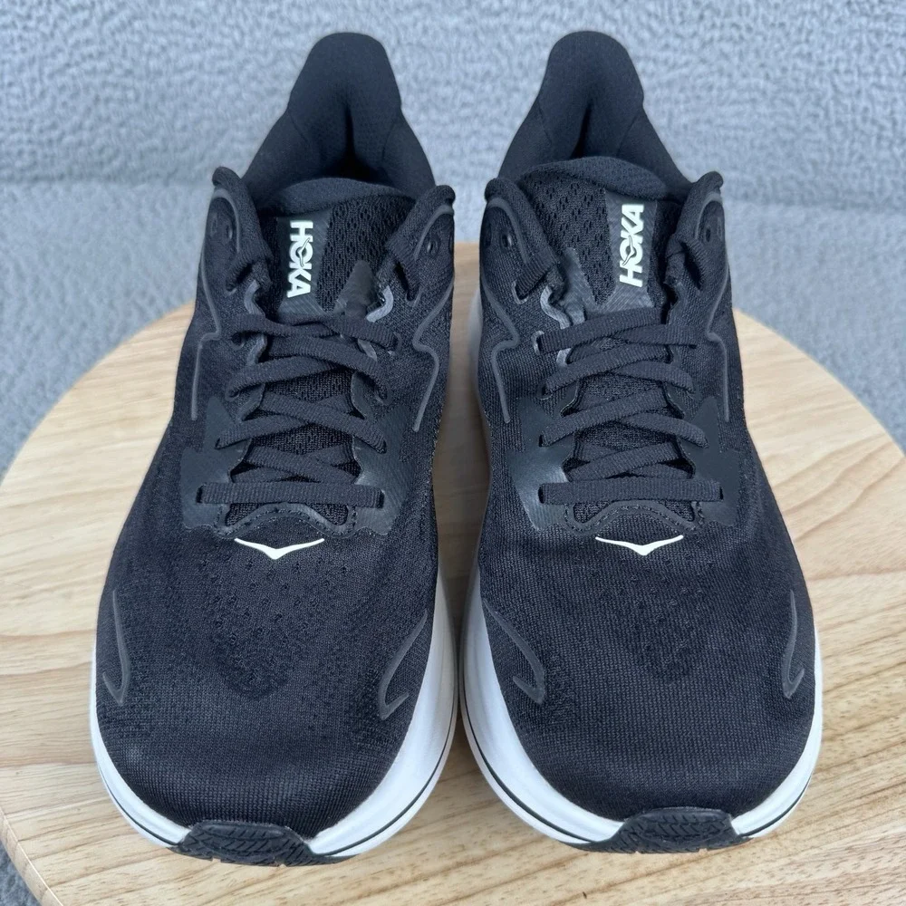 Hoka One One excellent pre