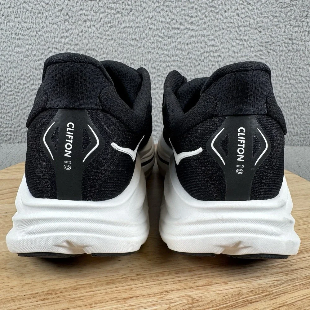Hoka One One excellent pre
