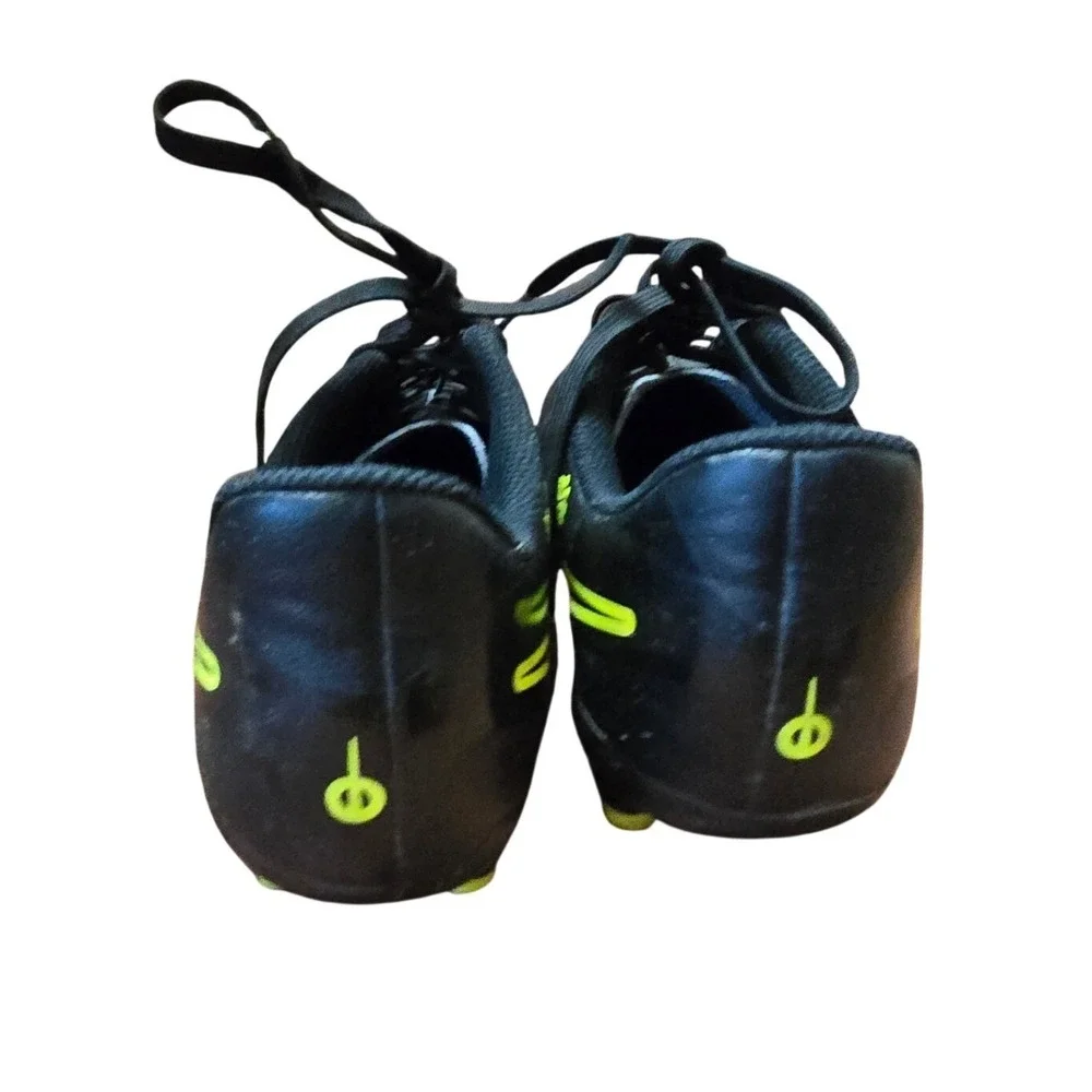 Nike classic performance