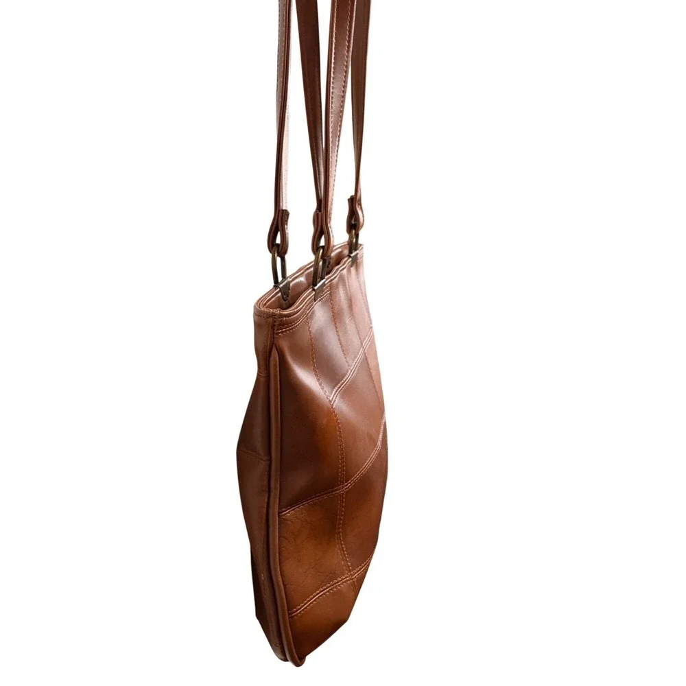 The Unbranded Brand dual shoulder