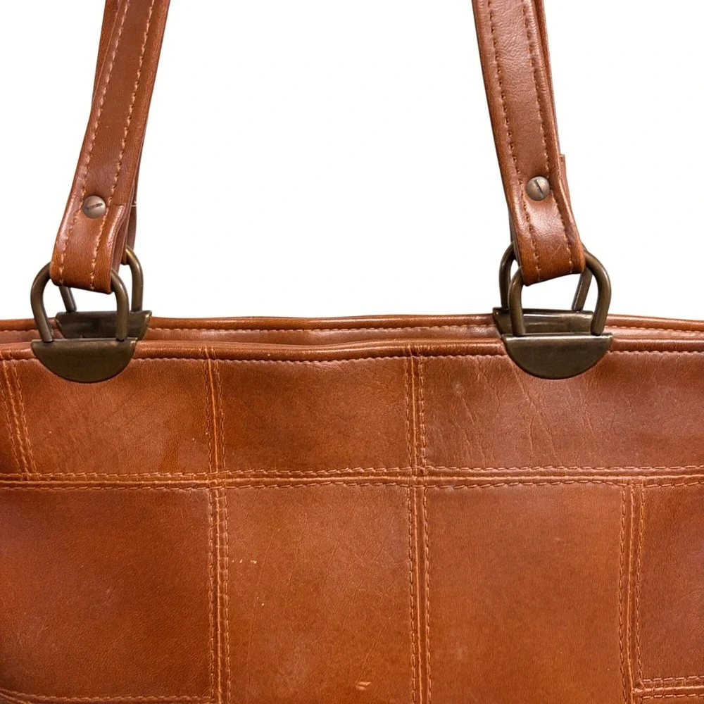 The Unbranded Brand dual shoulder