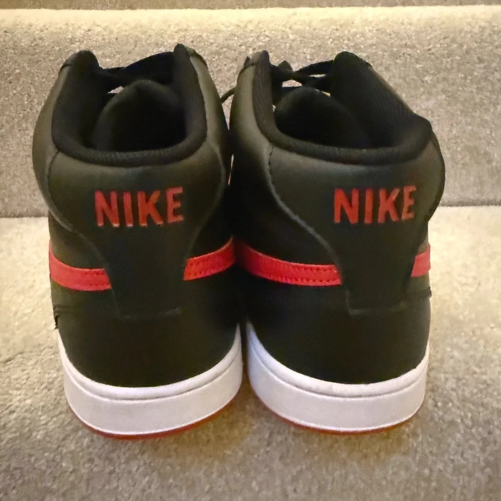 Nike classic top sneakers
