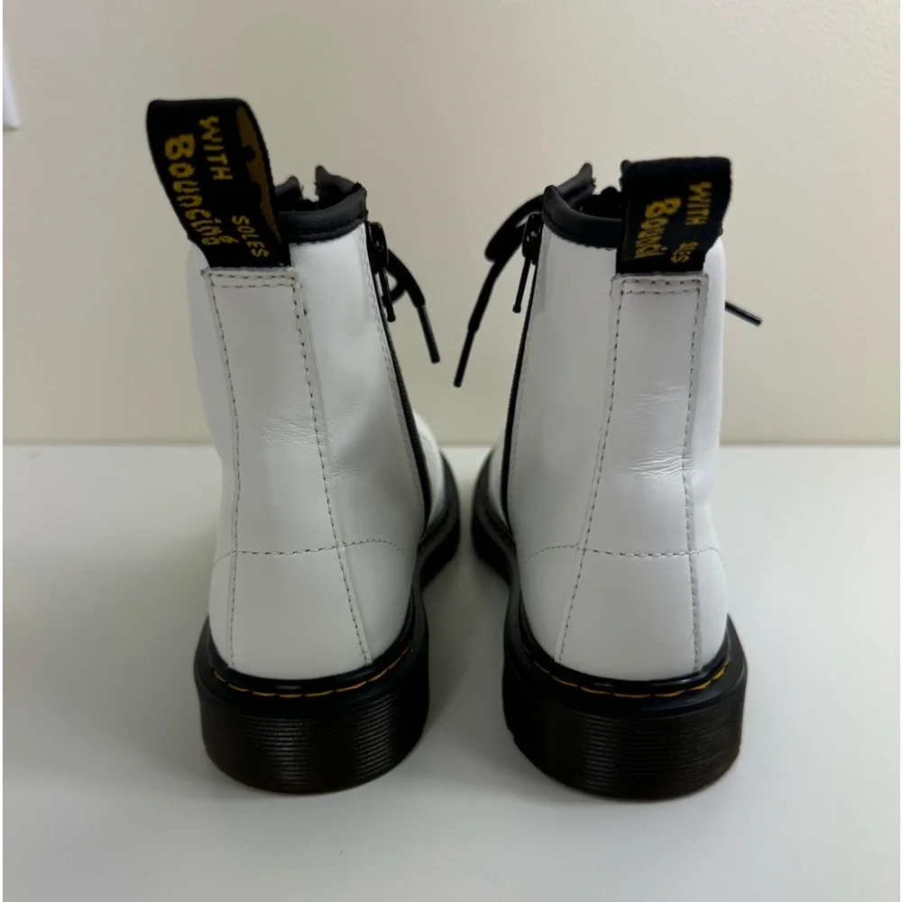 Dr. Martens White Combat Boots Zavala Youth‎ Size 5