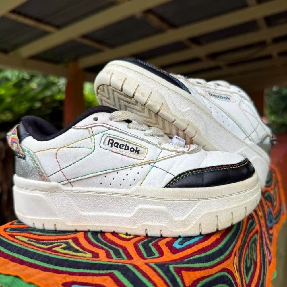 Reebok Club C Kids Size‎ 11 Sneakers Extra Emoji Fun Colorful Rainbow