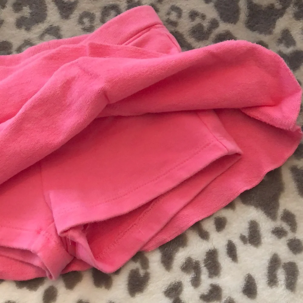 2006 Old Navy Skirt and Graphic Onesie Bundle Outfit in Pink Size 3-6 Months