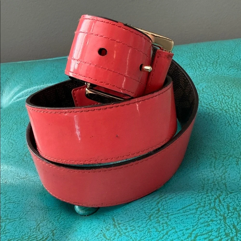 Michael Kors reversible belt