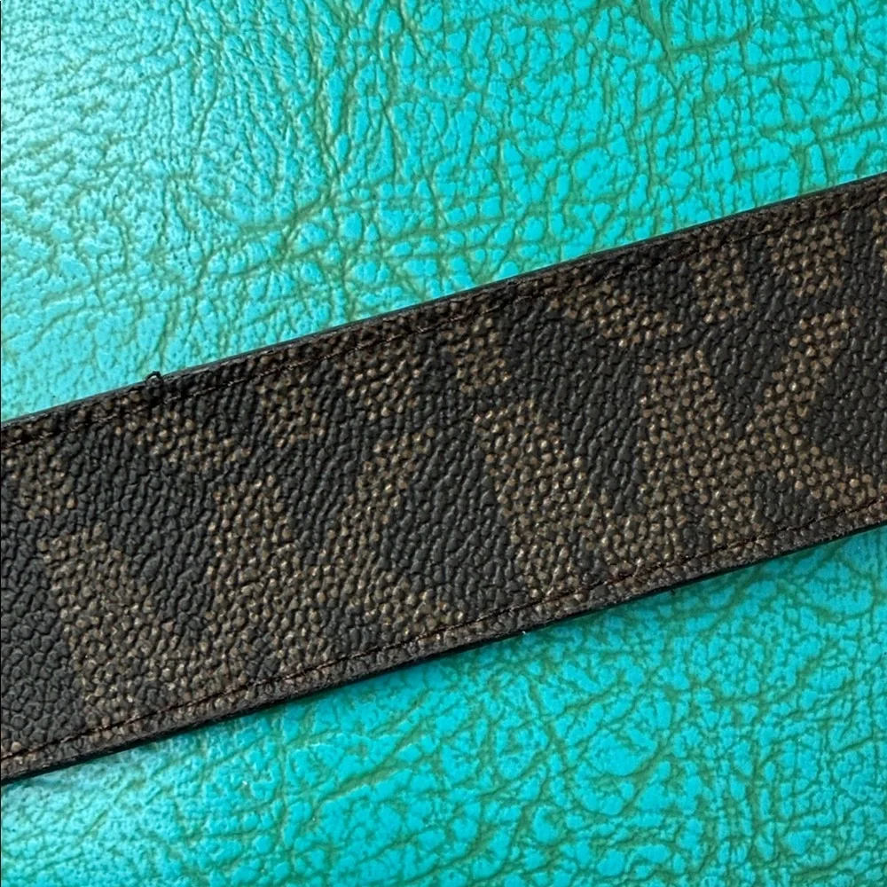 Michael Kors reversible belt