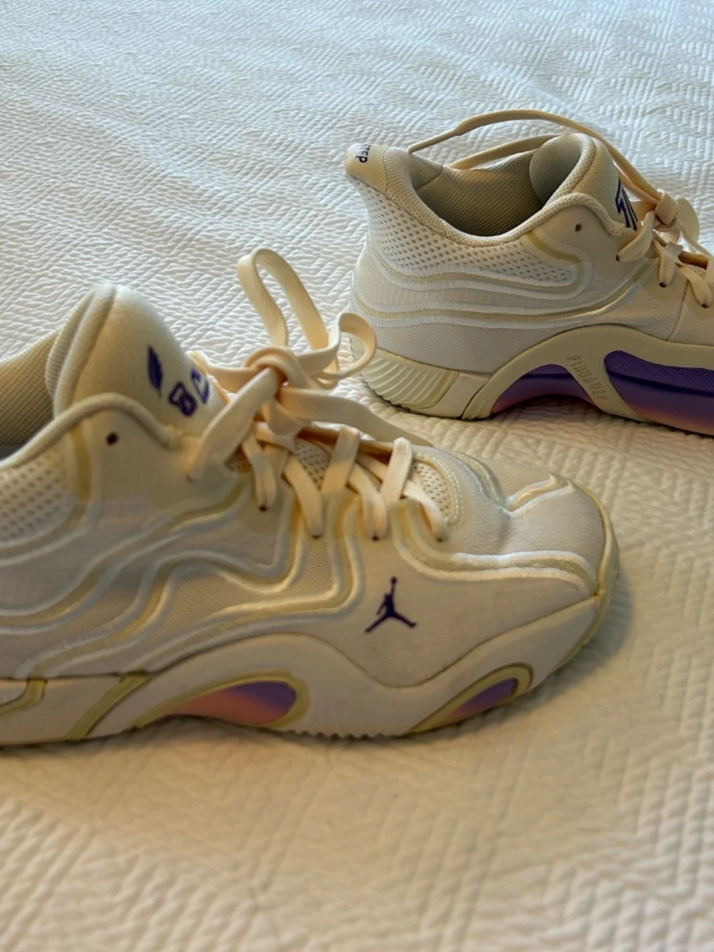 Nike worn gently